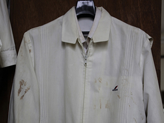 순교하신 1989년 8월 27일 주일새벽에 입으셨던 피묻은 흰 옷